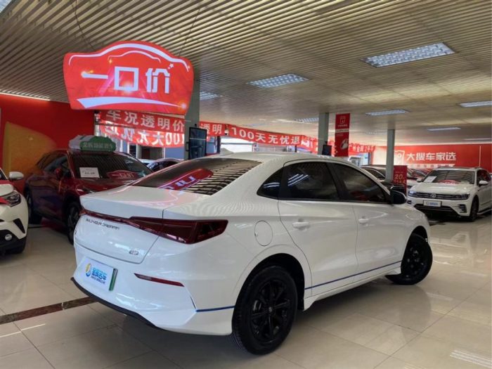 BYD E3 2020