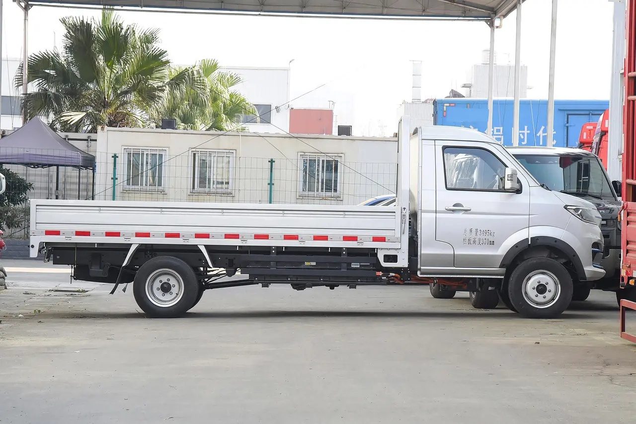 SRM T5L EV 2023