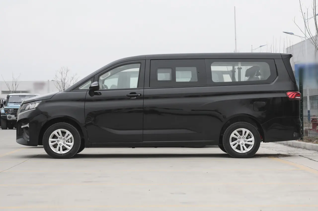BAW M7 EV 2025