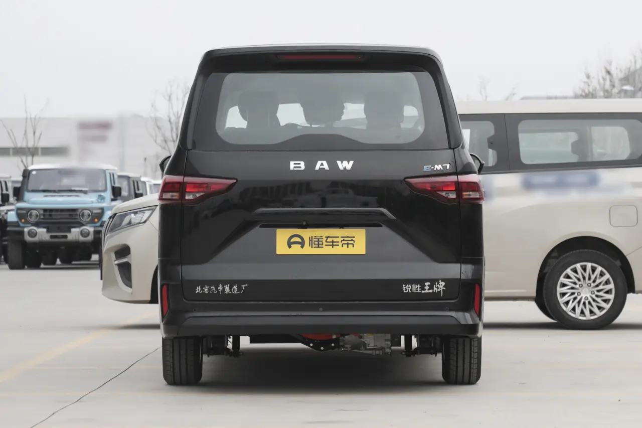 BAW M7 EV 2025