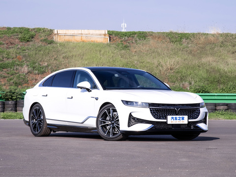 Hongqi Chasing Light 2024