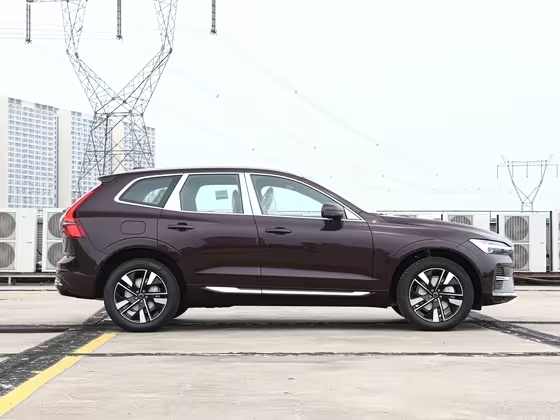 Volvo XC60 2025