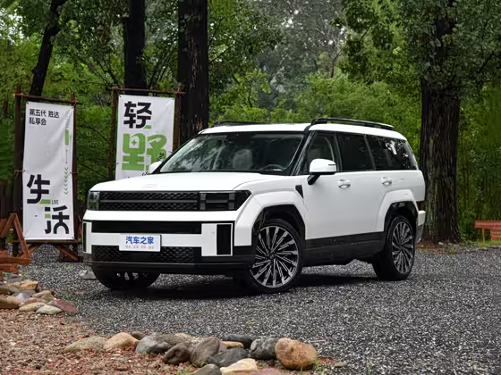 Hyundai Santa Fe 2025