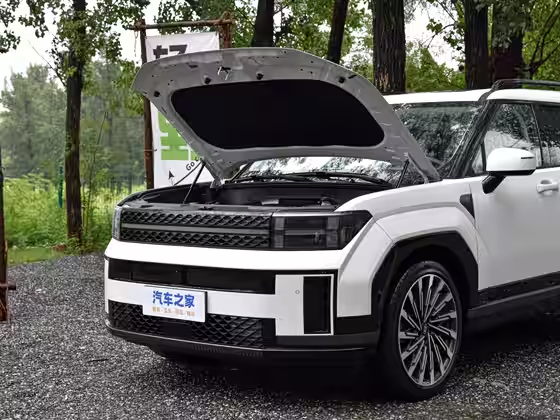 Hyundai Santa Fe 2025