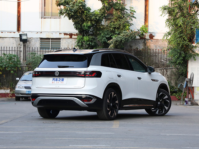 Volkswagen ID.6 2022