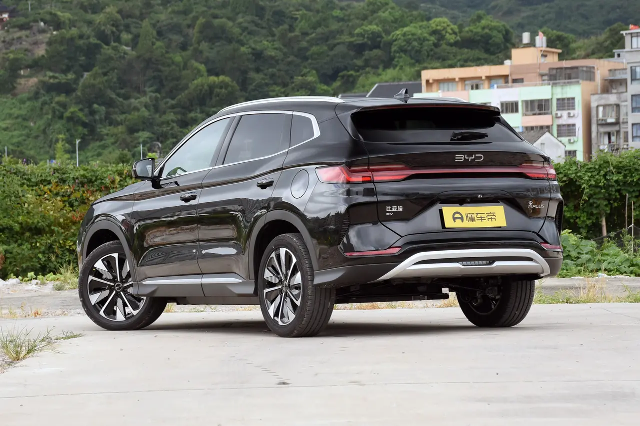 BYD Song Plus EV 2025