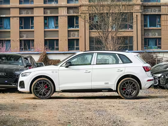 Audi Q5L 2025