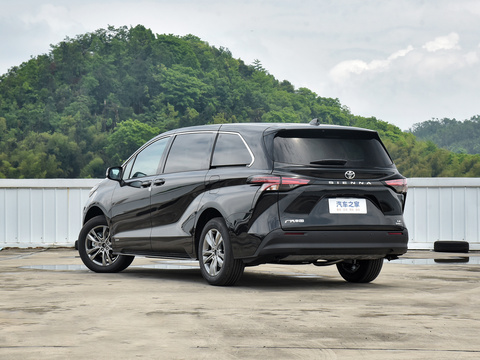 Toyota Sienna 2024