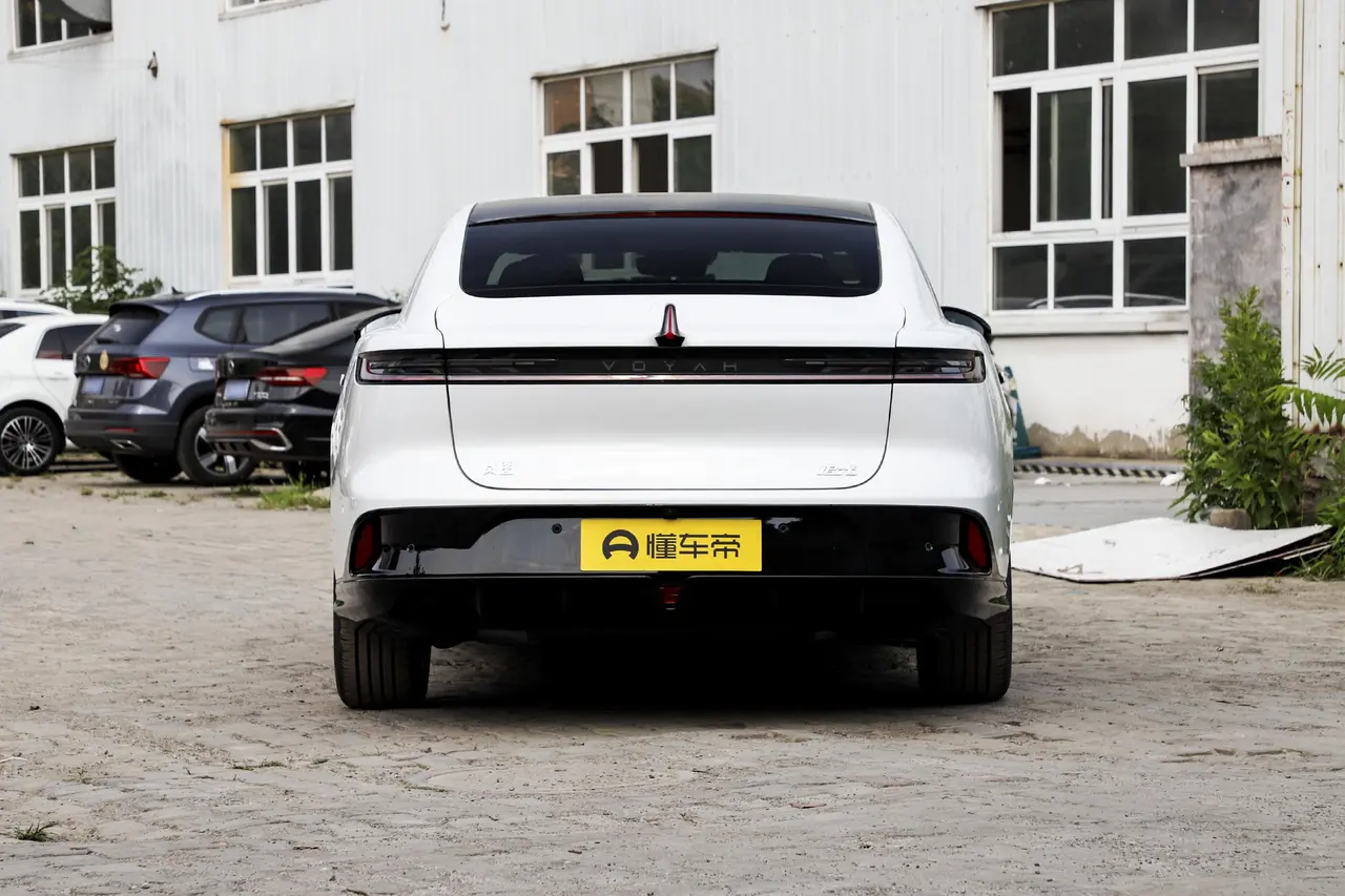 Voyah Chasing Light PHEV 2024