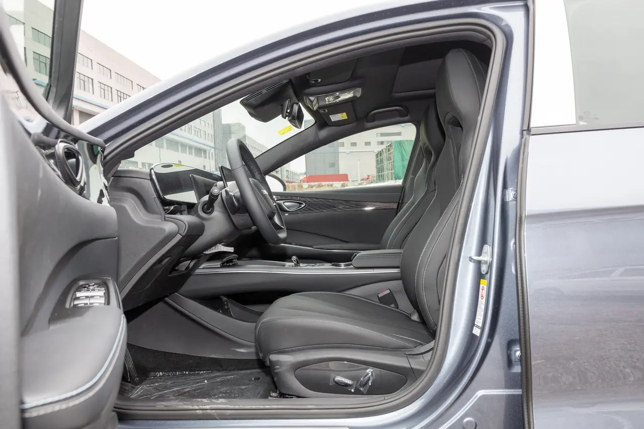 BYD seal 2025