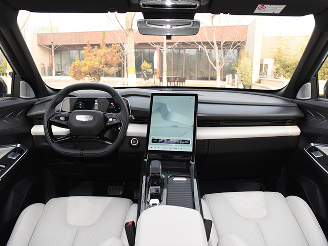 Geely Atlas Cool 2024