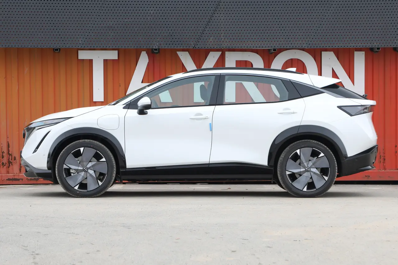 Nissan Ariya 2023