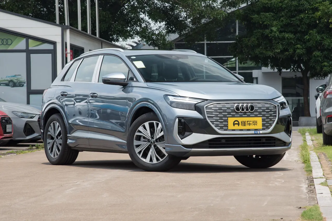 Audi Q4 e-tron 2024