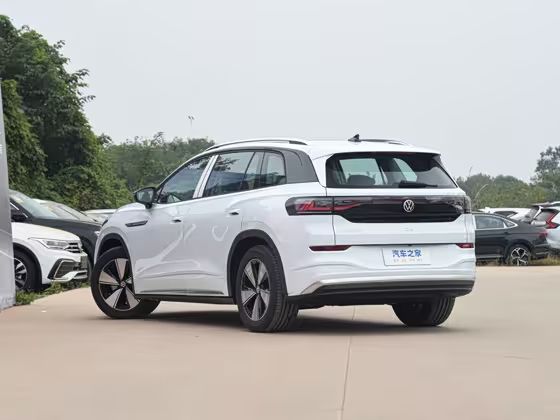 Volkswagen ID.6 X 2023