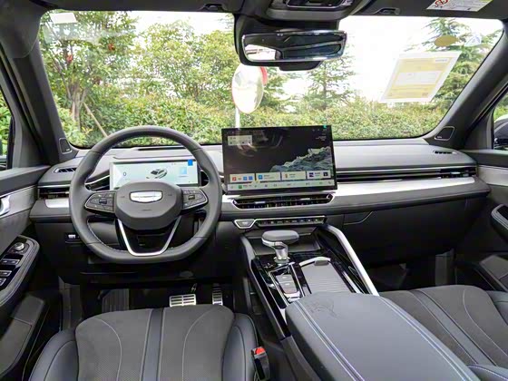 Geely Preface 2025