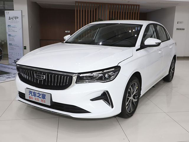 Geely Emgrand 2022