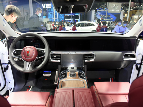 Hongqi E-HS9 2024