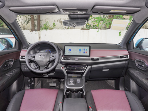 Dongfeng-Honda M-NV 2024