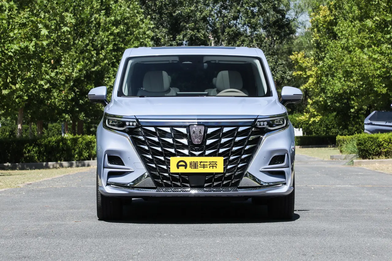 Roewe IMAX8 EV 2022