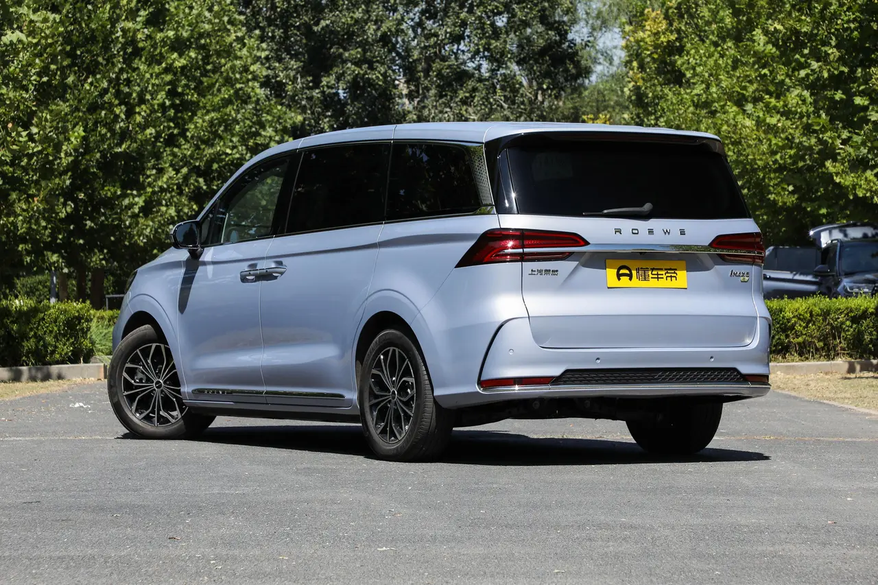 Roewe IMAX8 EV 2022