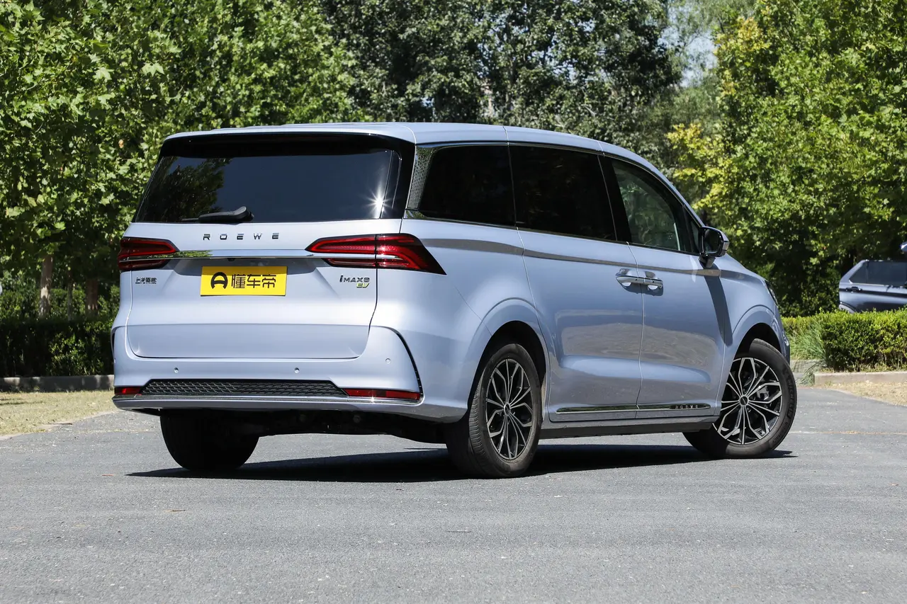 Roewe IMAX8 EV 2022