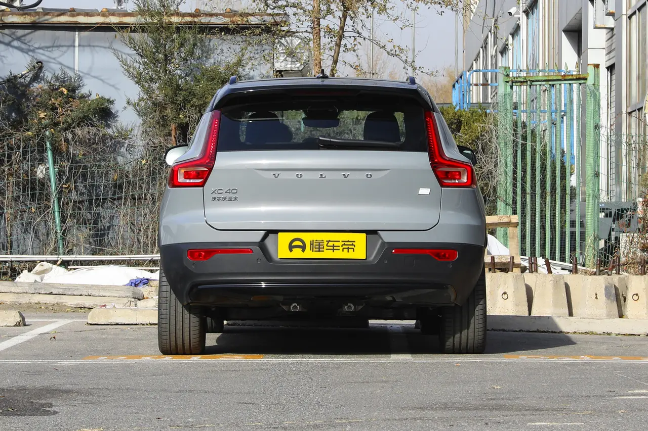 Volvo XC40 Recharge 2024