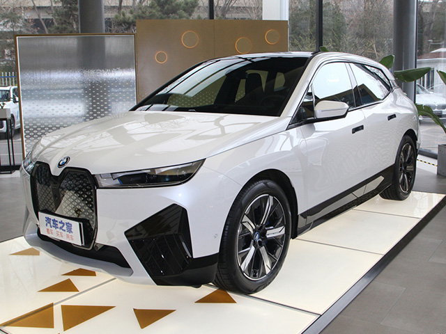 BMW iX 2022