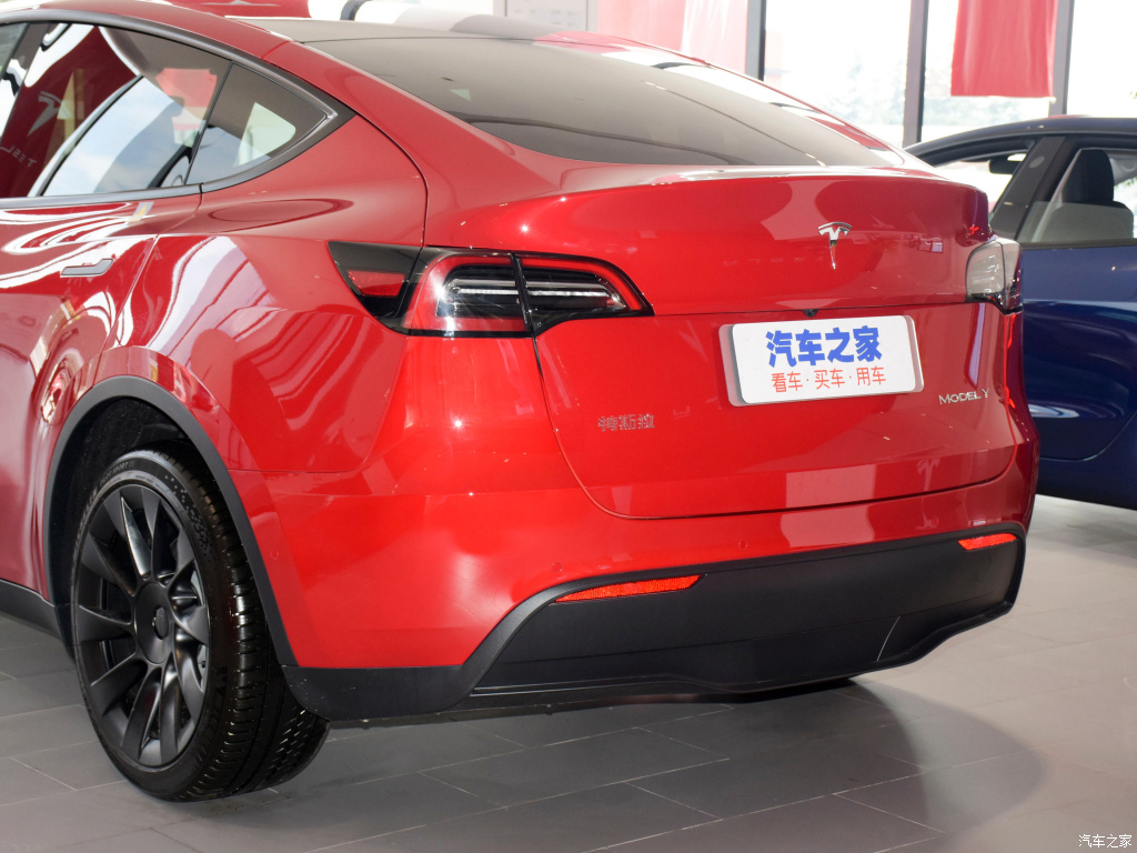 Tesla Model Y 2021