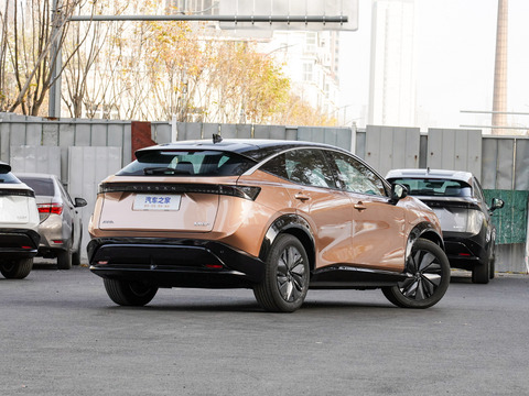 Nissan Ariya 2024