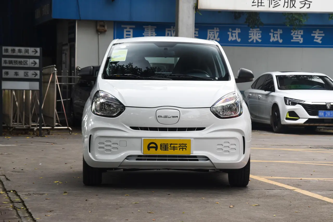 Roewe Clever 2022
