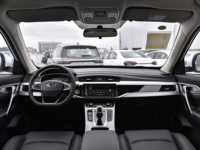 Geely Atlas 2021