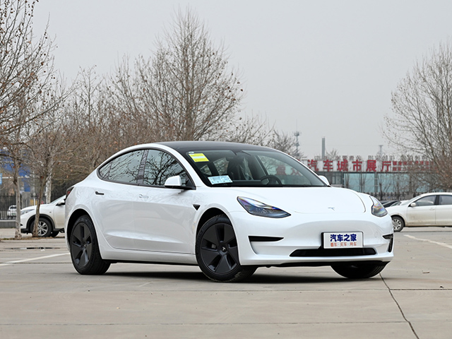 Tesla Model 3 2023