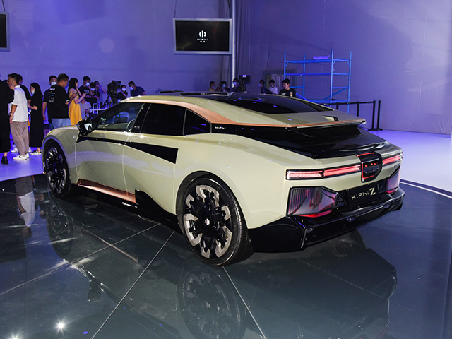 HiPhi Z 2023