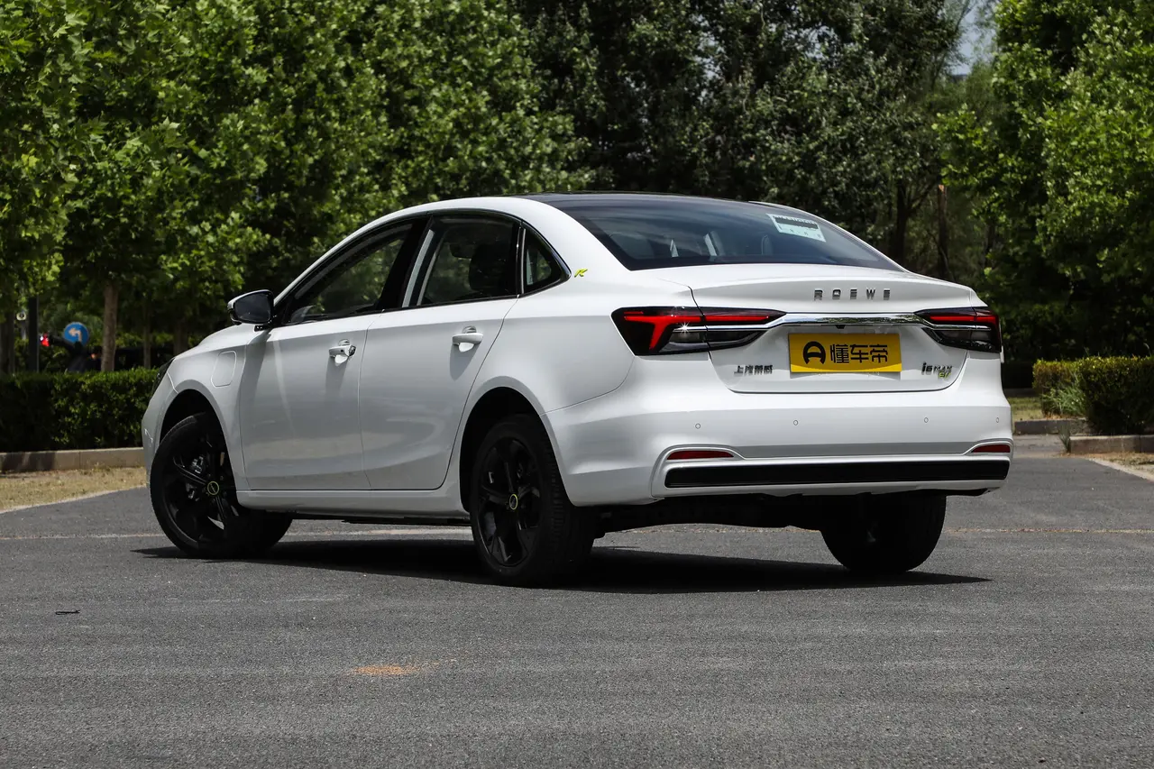 Roewe I6 Max EV 2022