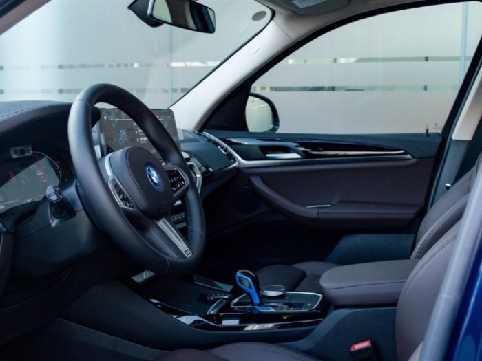 BMW iX3 2022