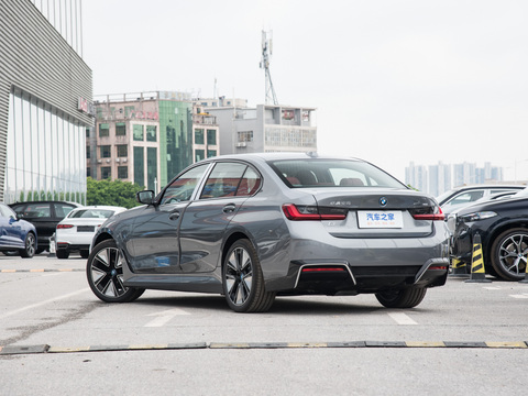 BMW i3 2024