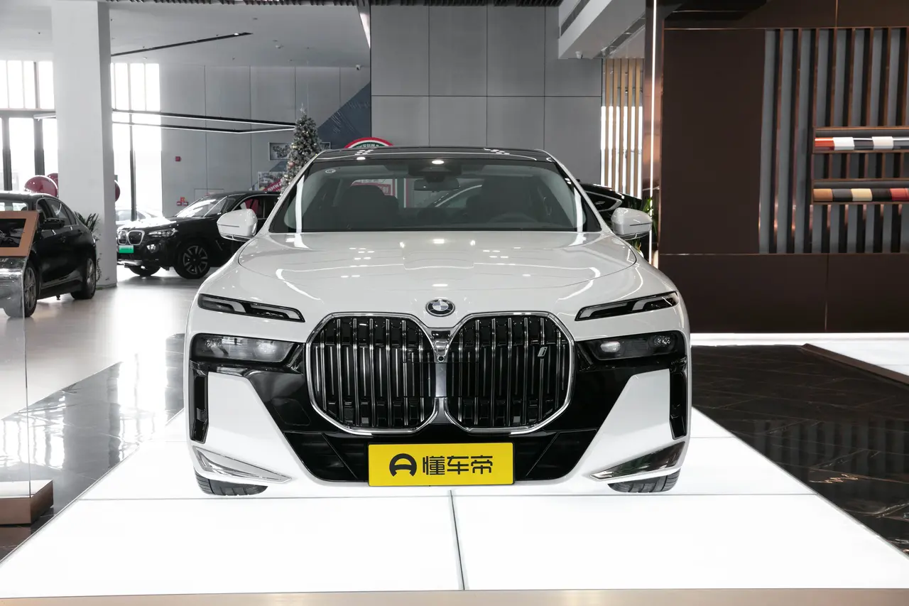 BMW I7 2023