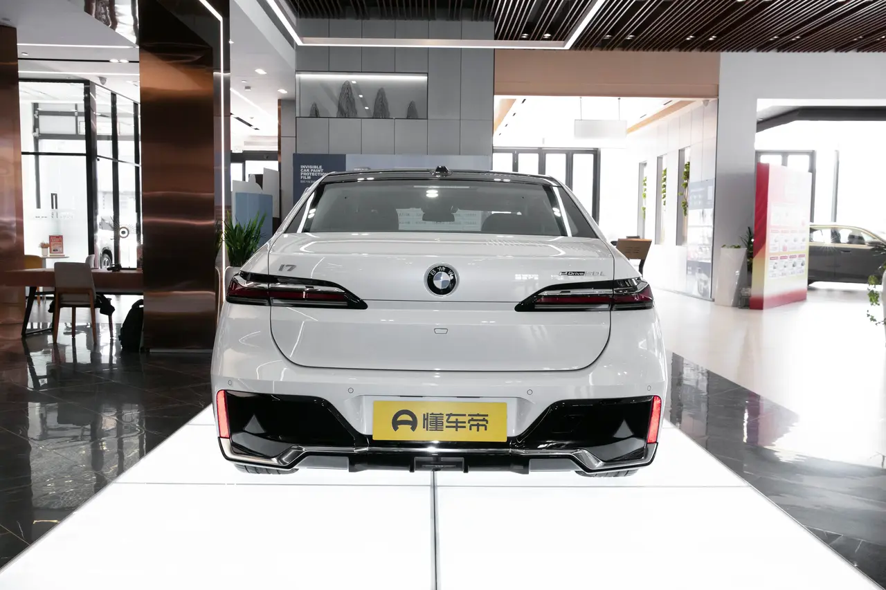 BMW I7 2023