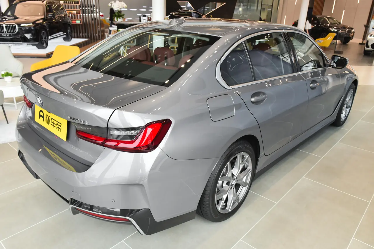 BMW i3 2023