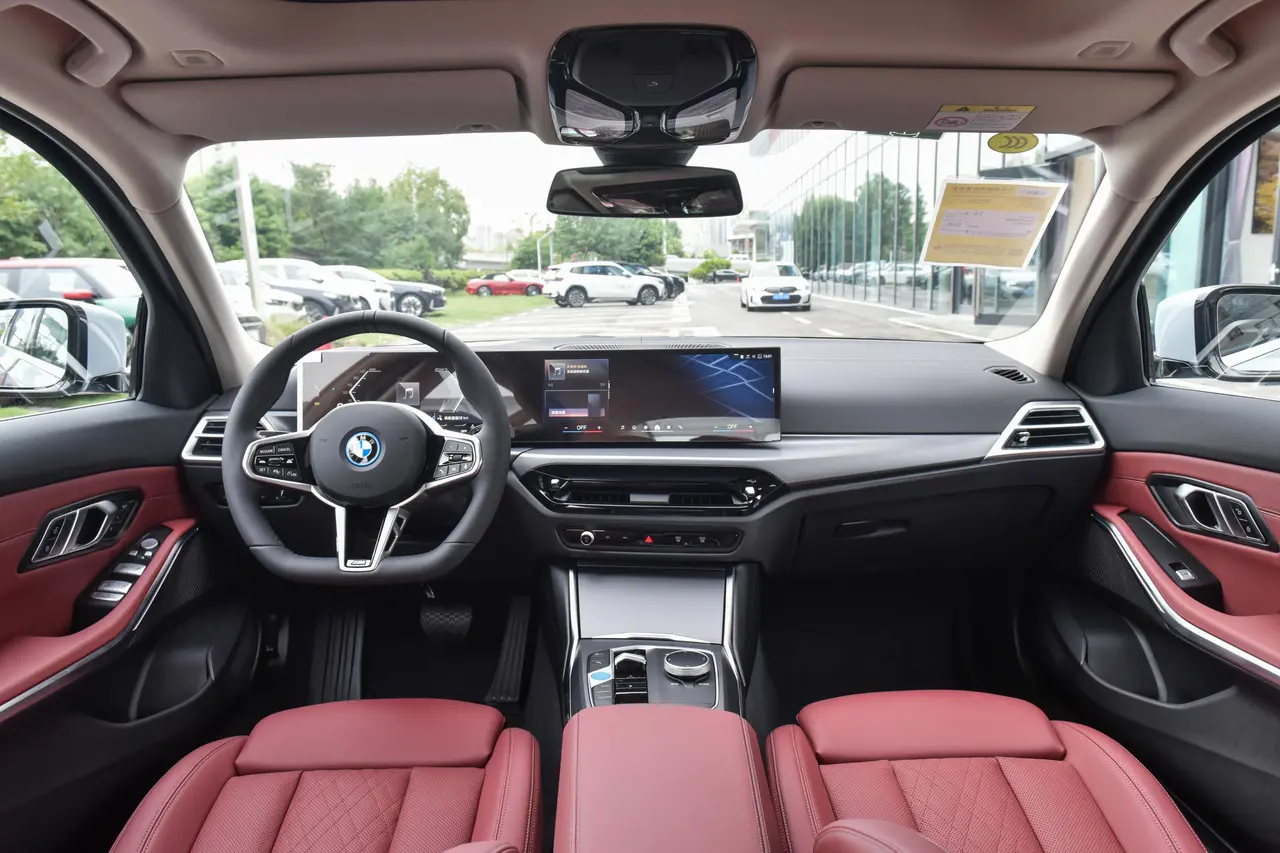 BMW i3 2023