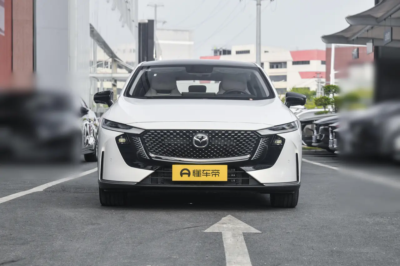 Mazda EZ-6 2024