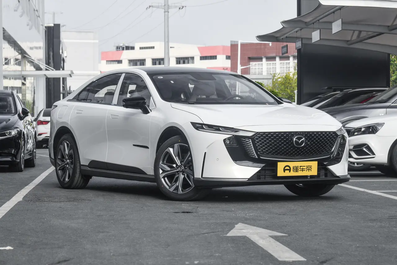 Mazda EZ-6 2024