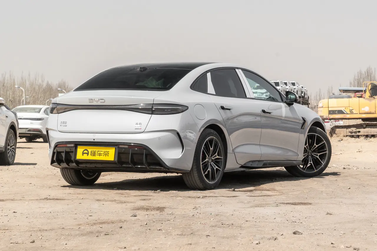 BYD seal 2025