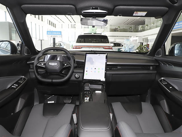 Geely Atlas Cool 2024