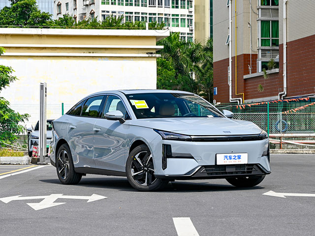 Geely Galaxy L6 2024