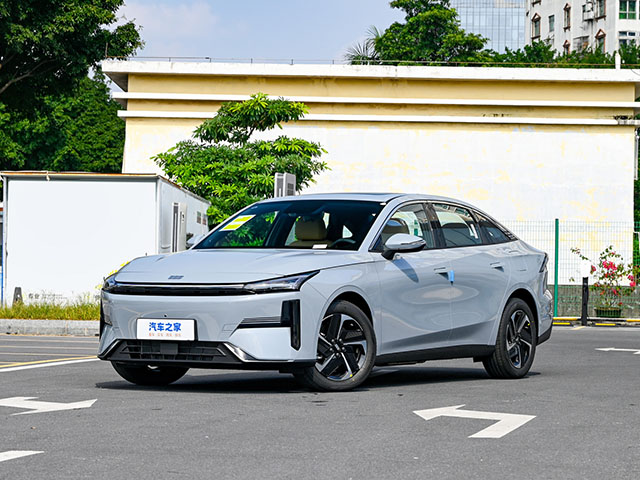 Geely Galaxy L6 2024