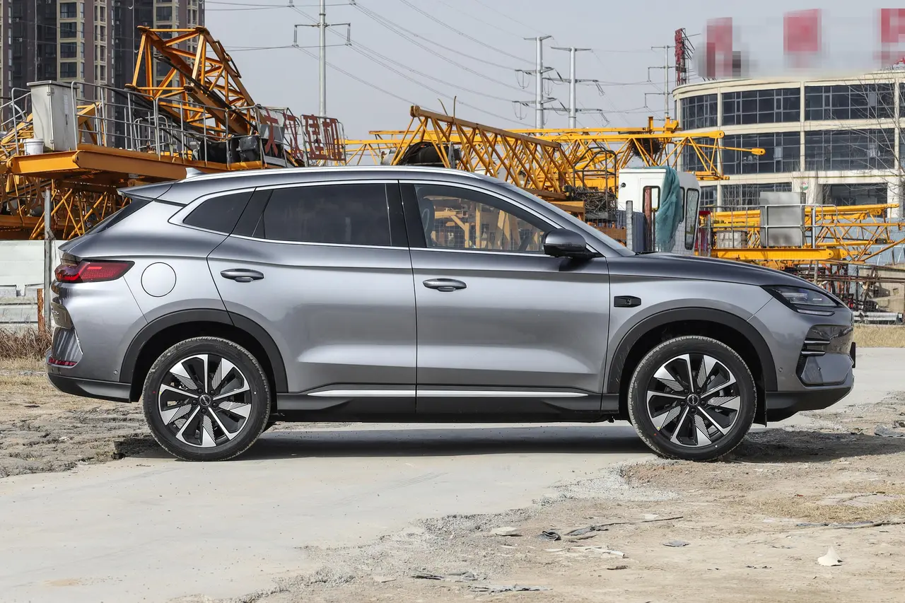 BYD Song Plus EV 2025