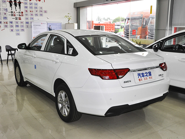 Geely Emgrand 2024