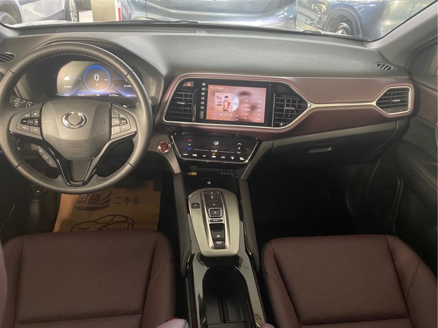 Dongfeng-Honda M-NV 2021