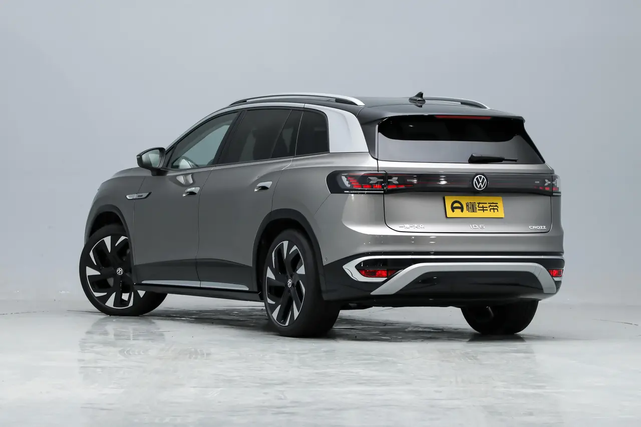 Volkswagen ID.6 Crozz 2024